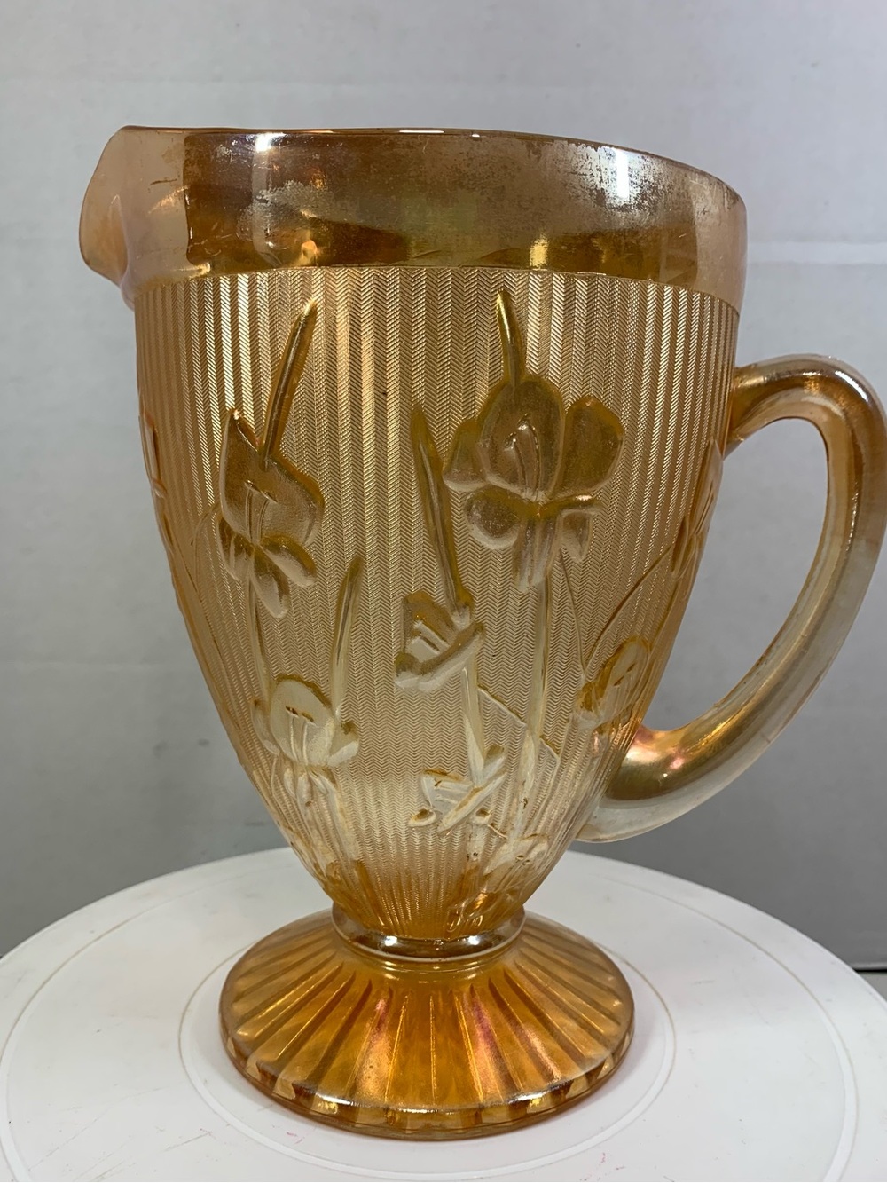 Vintage Jeannette Glass Comp.”Iris & Herringbone Gold Floral Pitcher. 4038